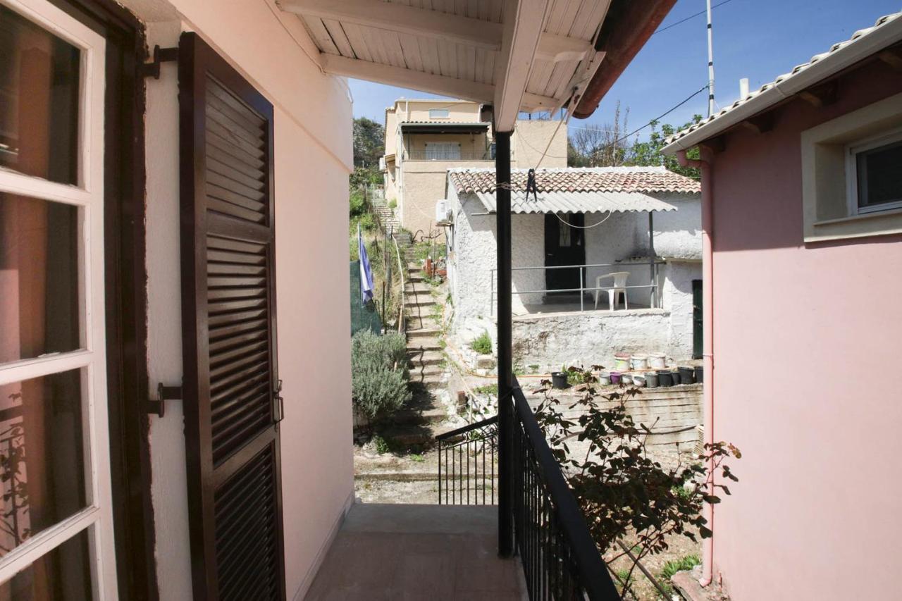 Gabriela'S Seaside House Villa Kassiopi Exteriör bild