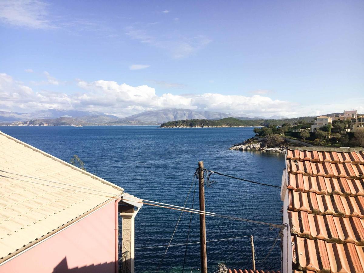 Gabriela'S Seaside House Villa Kassiopi Exteriör bild